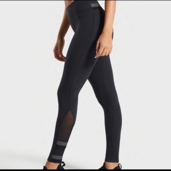 Gymshark Empower High Waisted Mesh leggings, Color Black/Gray Size S - Picture 2 of 16